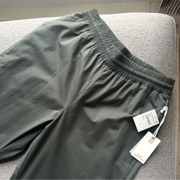 Good American Straight Leg Active Trouser Elastic Waist Pants NWT Size 2 - Picture 4 of 6